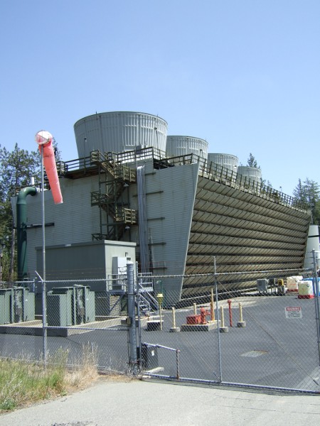 west_ford_flat_geothermal_cooling_towerscaled